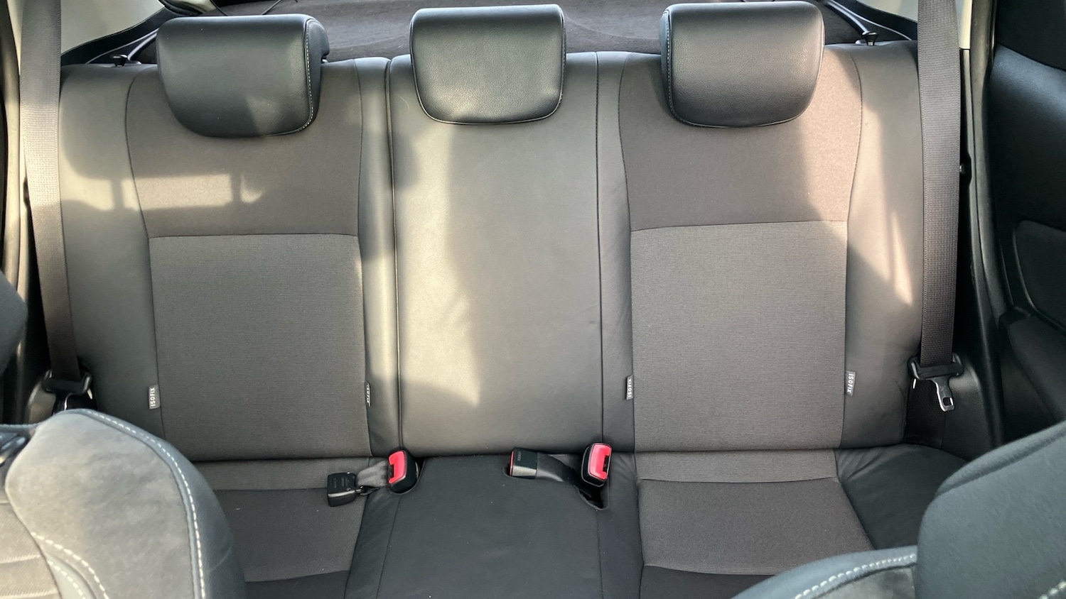 Used Toyota Yaris 2017 for sale - 77128054: Photo 15