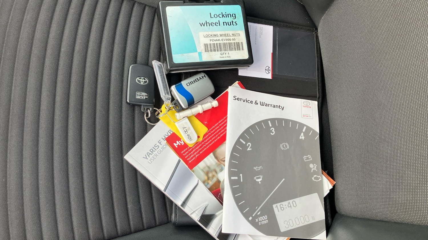 Used Toyota Yaris 2017 for sale - 77128054: Photo 19