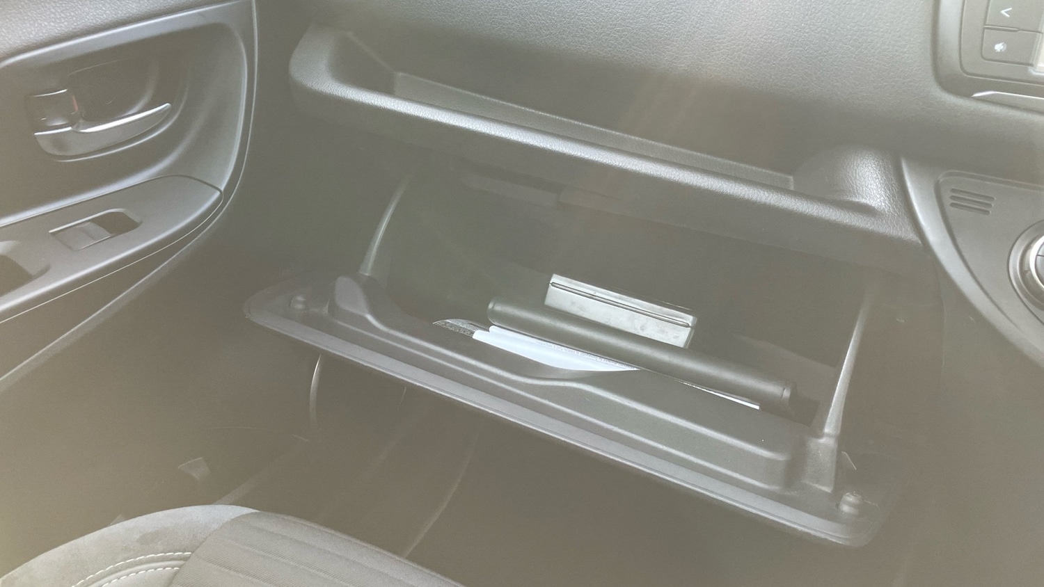 Used Toyota Yaris 2017 for sale - 77128054: Photo 36