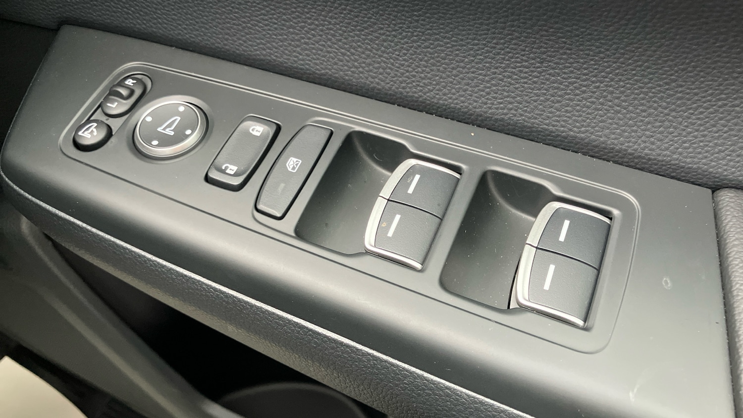Used Honda CR-V 2025 for sale - 76146451: Photo 16