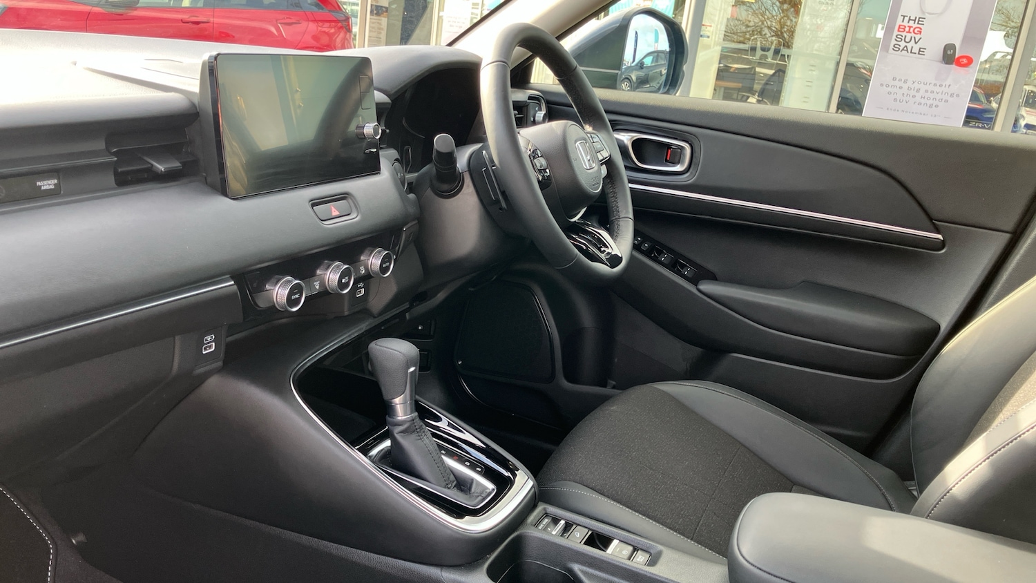 Used Honda HR-V 2022 for sale - 76467888: Photo 2