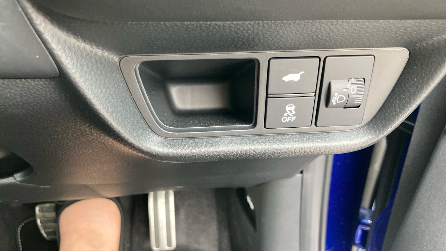 Vehicle 27