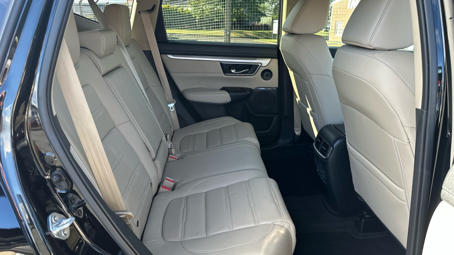 Used Honda CR-V 2022 for sale - 76490403: Photo 30