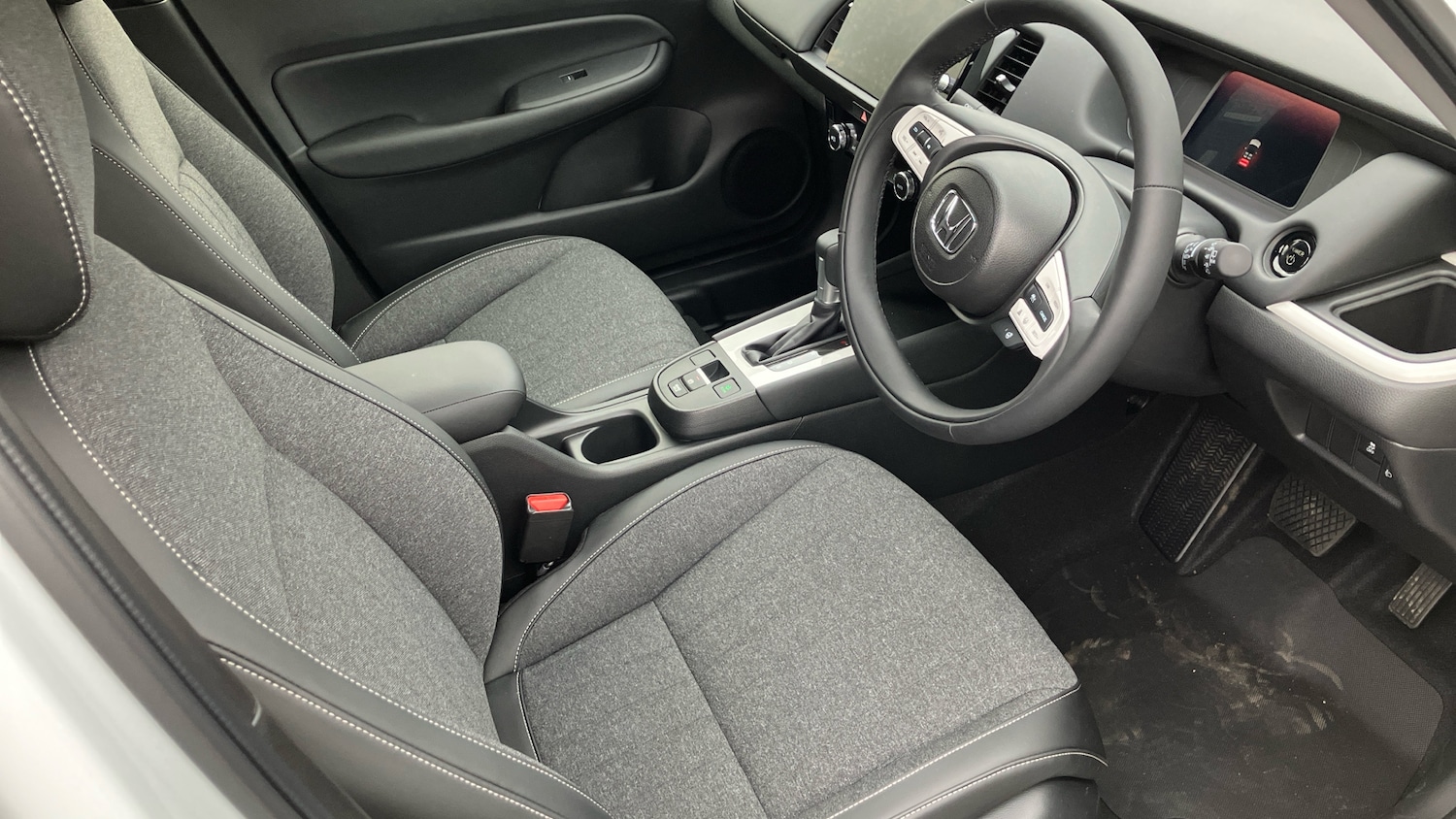 Used Honda Jazz 2025 for sale - 76161764: Photo 34