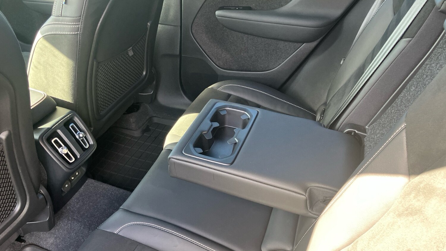 Used Volvo XC40 2021 for sale - 76064918: Photo 16