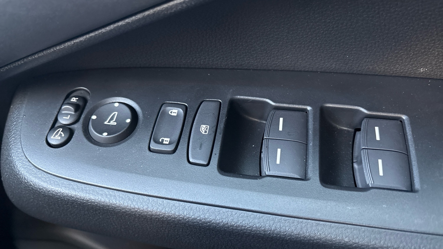 Used Honda HR-V 2025 for sale - 77184781: Photo 20