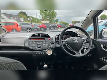 Used Honda Jazz 2013 for sale - 78643386: Photo