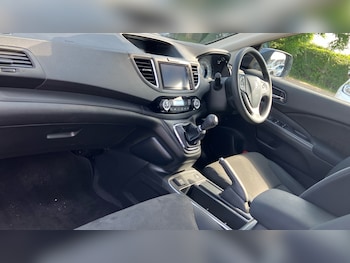 Used Honda CR-V 2018 for sale - 78858553: Photo