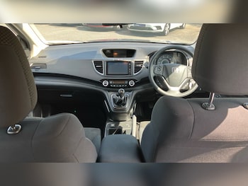 Used Honda CR-V 2018 for sale - 78858553: Photo