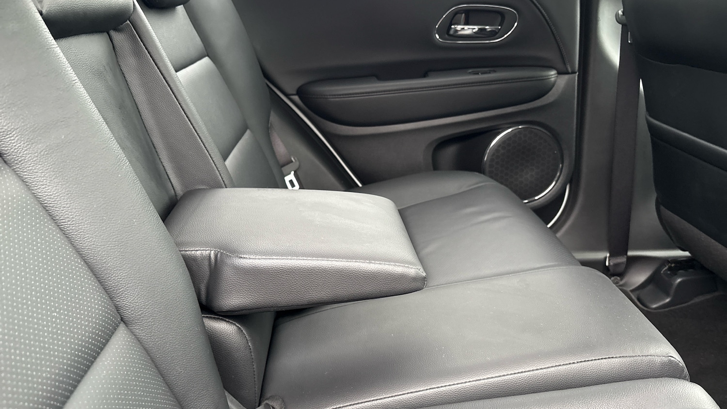 Used Honda HR-V 2020 for sale - 76877341: Photo 24