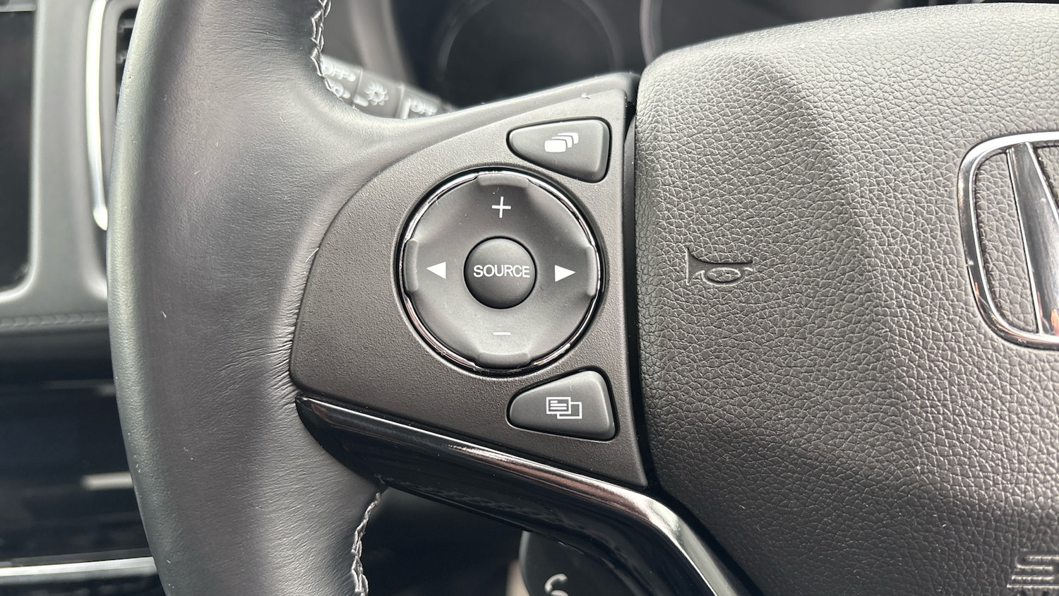 Used Honda HR-V 2020 for sale - 76877341: Photo 28