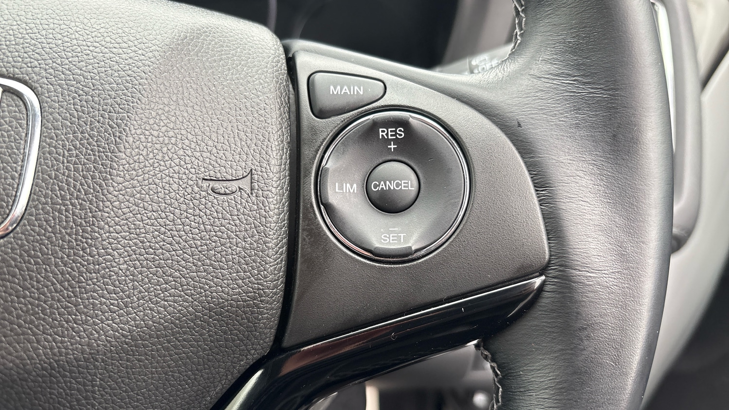 Used Honda HR-V 2020 for sale - 76877341: Photo 29