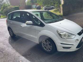 2012 (12) 1.6L Zetec 5dr