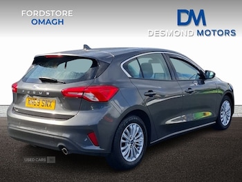 Used Ford Focus 2019 for sale - 75991948: Photo 2