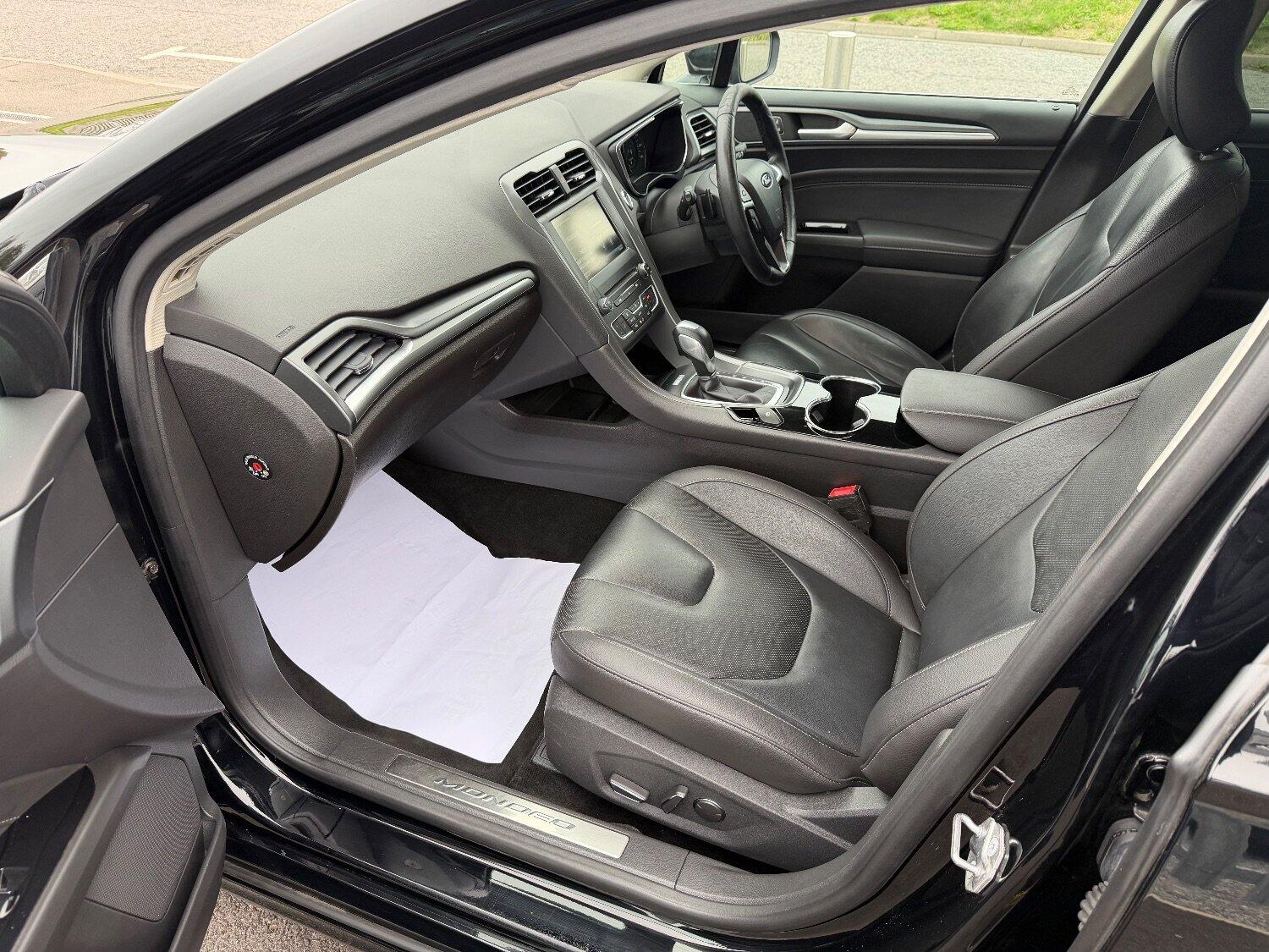 Used Ford Mondeo 2016 for sale - 76257642: Photo 8