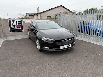 Vauxhall - Insignia