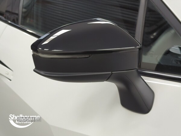 Used Toyota C-HR 2024 for sale - 76284489: Photo 19