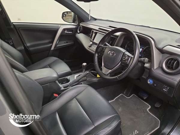 Used Toyota RAV4 2017 for sale - 77132339: Photo 8