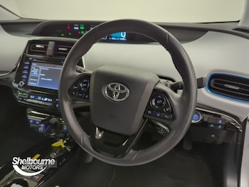 Used Toyota Prius 2020 for sale - 76667789: Photo