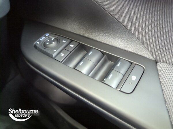 Used Toyota C-HR 2025 for sale - 76308378: Photo 16