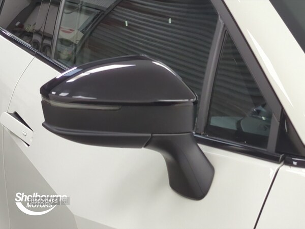 Used Toyota C-HR 2025 for sale - 76308378: Photo 21