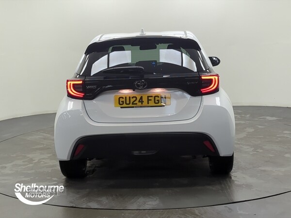 Used Toyota Yaris 2024 for sale - 76573891: Photo 13