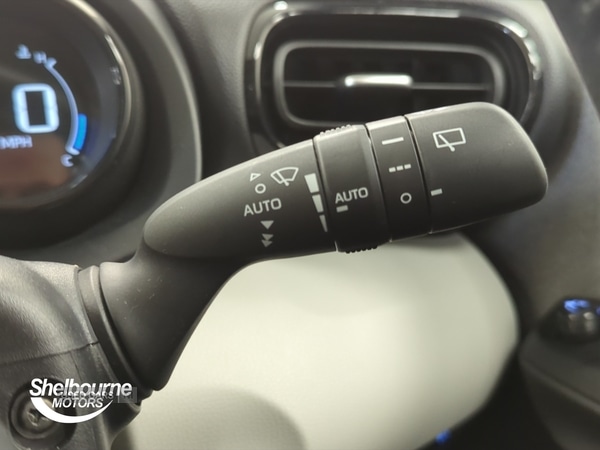 Used Toyota Yaris 2021 for sale - 76338231: Photo 26