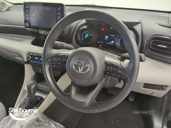 Used Toyota Yaris 2021 for sale - 76338231: Photo
