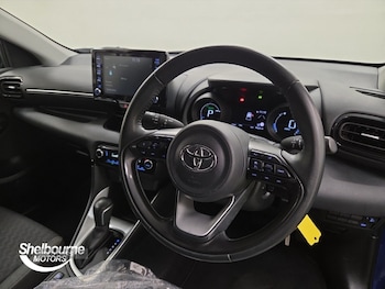 Used Toyota Yaris 2020 for sale - 77511636: Photo