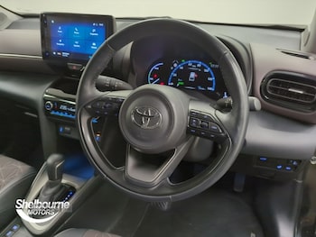 Used Toyota Yaris Cross 2022 for sale - 76539390: Photo