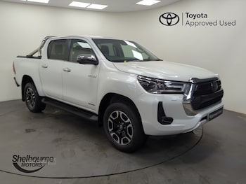 Used Toyota Hilux 2023 for sale - 76228203: Photo