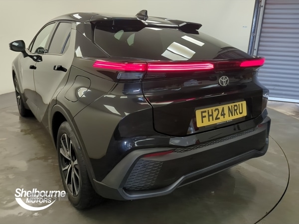 Used Toyota C-HR 2024 for sale - 76513653: Photo 2