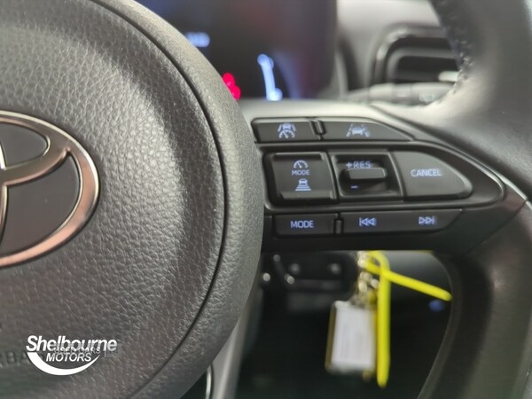 Used Toyota Yaris 2024 for sale - 76574032: Photo 25