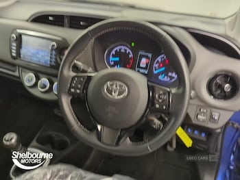 Used Toyota Yaris 2017 for sale - 75942258: Photo