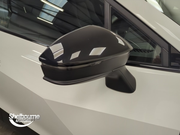 Used Toyota C-HR 2024 for sale - 76513657: Photo 26