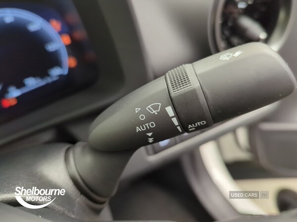 Used Toyota C-HR 2024 for sale - 76513657: Photo 30