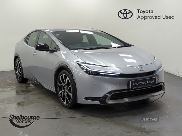 Used Toyota Prius 2024 for sale - 76702872: Photo 2