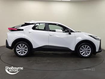 Used Toyota C-HR 2025 for sale - 79633709: Photo