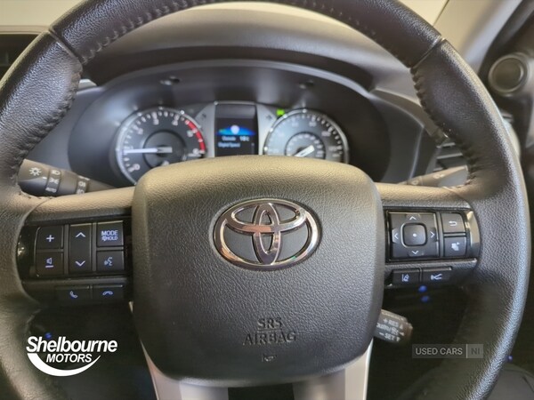 Used Toyota Hilux 2023 for sale - 75682472: Photo 15