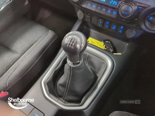 Used Toyota Hilux 2023 for sale - 75682472: Photo 27
