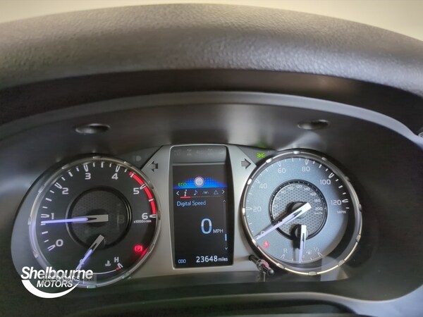 Used Toyota Hilux 2023 for sale - 75682472: Photo 6