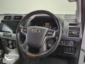 Used Toyota Land Cruiser 2023 for sale - 75942210: Photo