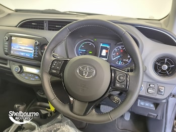 Used Toyota Yaris 2019 for sale - 75450483: Photo