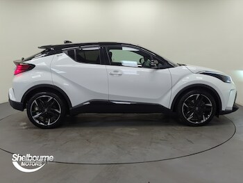 Used Toyota C-HR 2023 for sale - 75553546: Photo