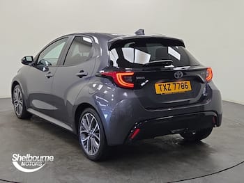 Used Toyota Yaris 2024 for sale - 79742489: Photo