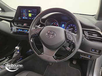 Used Toyota C-HR 2022 for sale - 78797672: Photo
