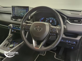 Used Toyota RAV4 2020 for sale - 76240337: Photo 4