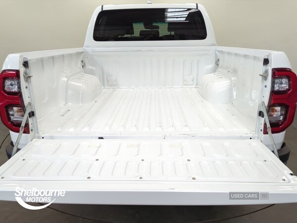 Used Toyota Hilux 2023 for sale - 74623028: Photo 17