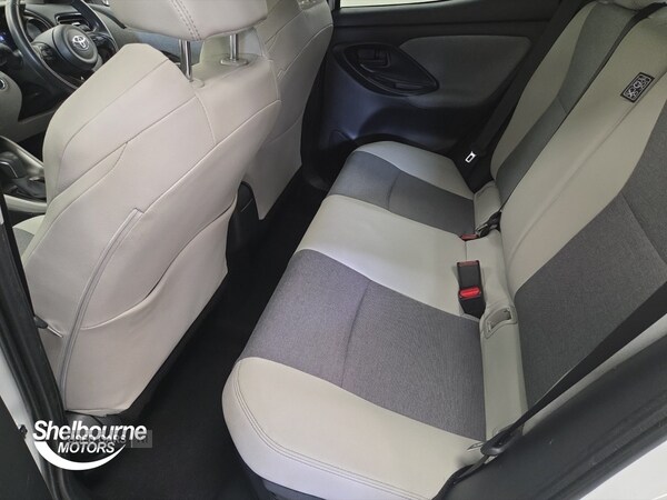 Used Toyota Yaris 2021 for sale - 77840140: Photo 8