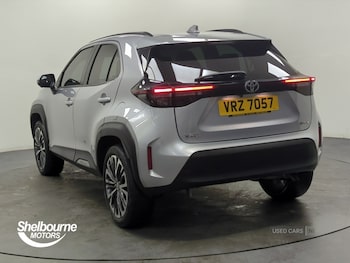 Used Toyota Yaris Cross 2024 for sale - 76285076: Photo 2